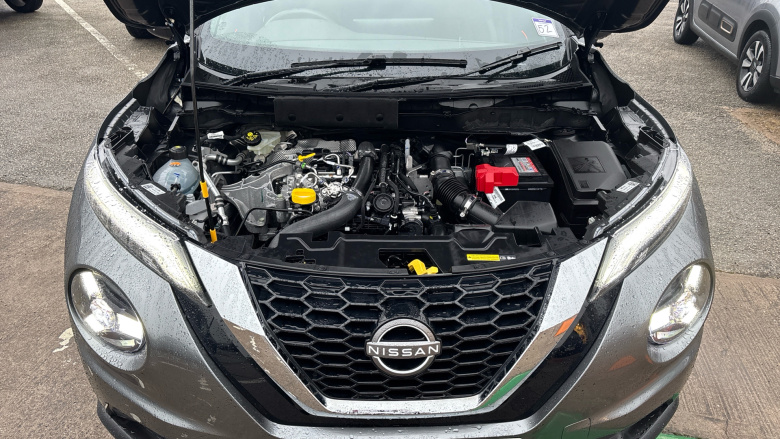 Nissan Juke 1.0 DiG-T N-Connecta 5dr DCT Petrol Hatchback